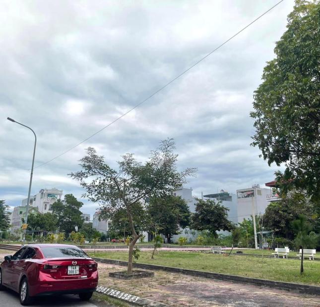 BÁN LÔ B3-21 KĐT CAO XANH,HÀ KHÁNH A.DT:90M2,MT:6M VIEW VƯỜN HOA