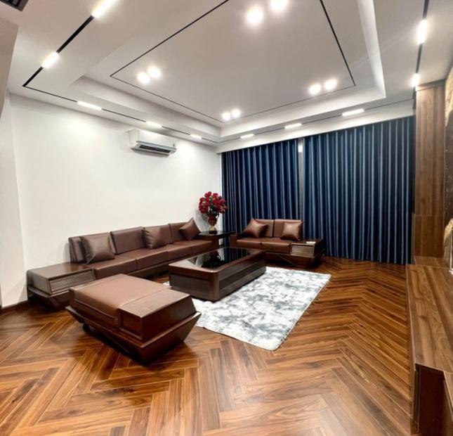 Bán nhà 6 tầng Nguyễn Văn Cừ,Long Biên 66m2,Mt 4.5m,thang máy hơn 12tỷ