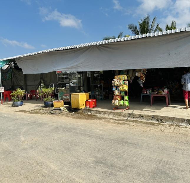 Chính chủ cần bán gấp đất nền mặt tiền Xã Phú Quới, Long Hồ, Vĩnh Long