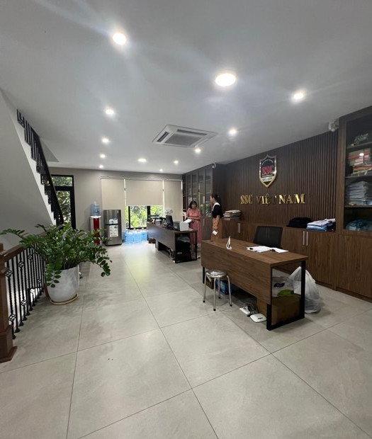 Bán nhà Trung Tâm Cầu Giấy - Phân Lô - Ô Tô Tránh - Vỉa hè - Kinh Doanh - Văn Phòng 100m x MT 6m
