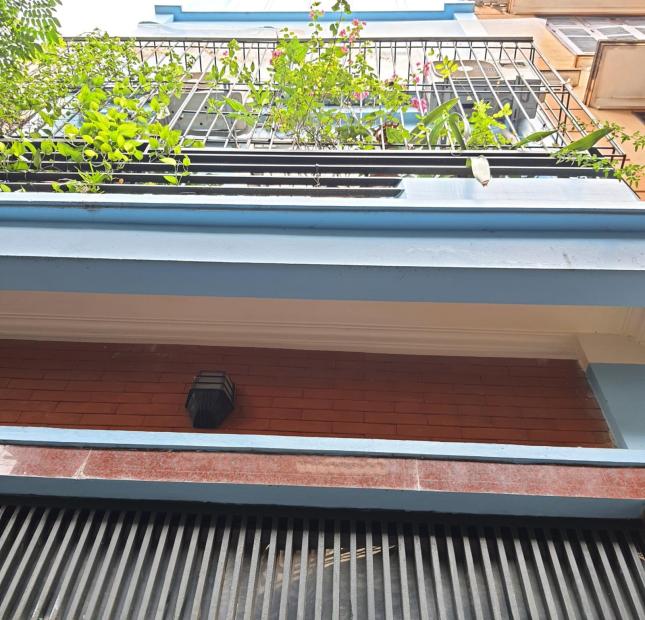 Bán nhà riêng Hoàng Ngân 45m 4 tầng mặt tiền 4m gần ô tô tránh ở ngay nhỉnh 6 tỷ lh 0817606560