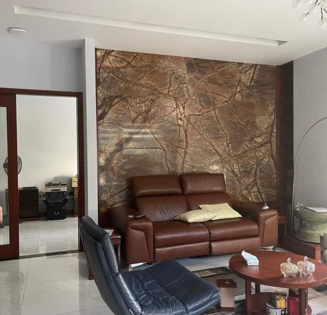 BIỆT THỰ LIỀN KỀ - THỐNG NHẤT COMPLEX - 82 NGUYỄN TUÂN - 107m x 7 tầng. Giá : hơn 40 tỷ