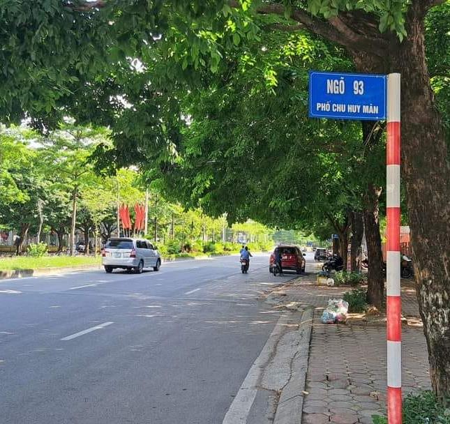 Bán nhà lô góc phố Chu Huy Mân, 80m, MT 8m, ô tô thông, kinh doanh, 11 tỷ 6