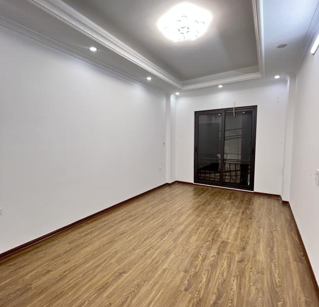 Bán nhà Bạch Đằng, Hai Bà Trưng 30m² x 5T x 3PN, ngay phố, dân trí, giá 4.3 tỷ. LH: 0366051369