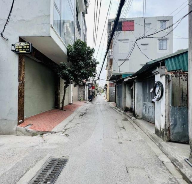 Bán nhà 5 tầng Bát Khối,Long Biên 45m2,Mt4m ,kinh doanh,oto hơn 6 tỷ.