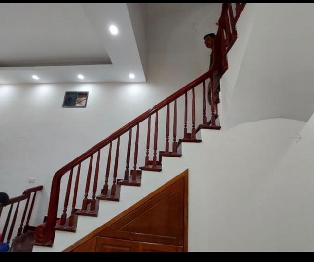 CHÍNH CHỦ NHỜ BÁN GẤP - ĐƯỜNG CẦU GIẤY - TRUNG TÂM QUẬN - TIỆN ÍCH VÔ VÀN - NHỈNH 5 TỶ