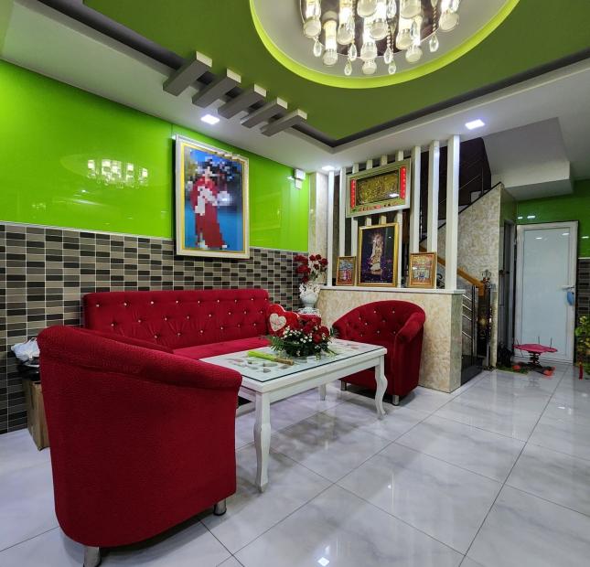 BÁN NHÀ ĐƯỜNG NGUYỄN DUY DƯƠNG, PHƯỜNG 3, QUẬN 10,  4mx8.5m, 5 tầng, nhà đẹp, hẻm 4m, 6 tỷ 6 (thương lượng)