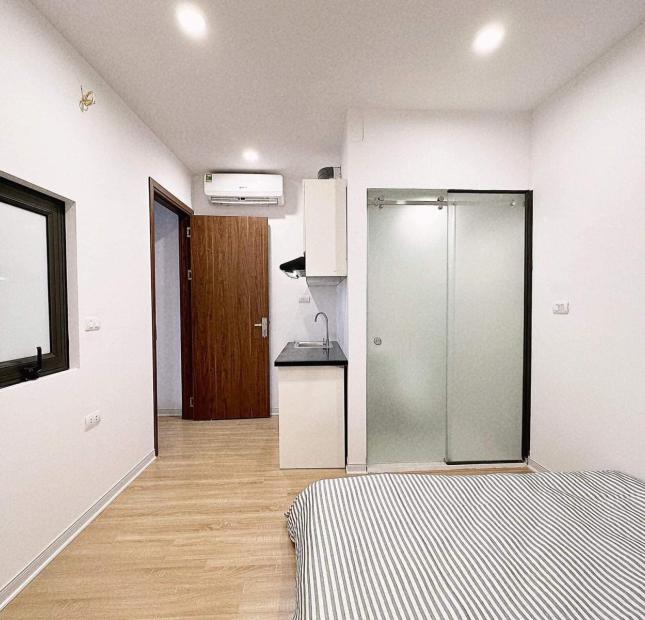Bán nhà Khương Đình 40m x 5 tầng, mt: 4m
Giá chào: 6.48 tỷ thương lượng