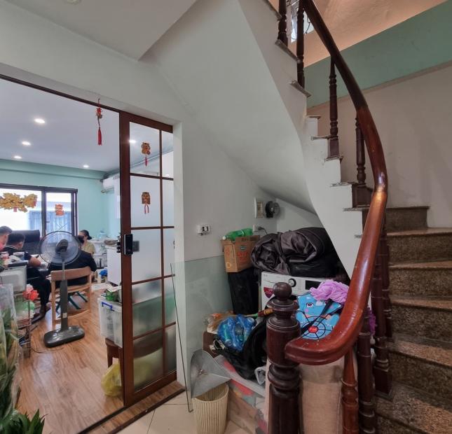 MẶT PHỐ - NGUYỄN KHANG - 33M2 X 5 TẦNG - MT 4.3M - KINH DOANH SẦM UẤT - NHỈNH 8 TỶ