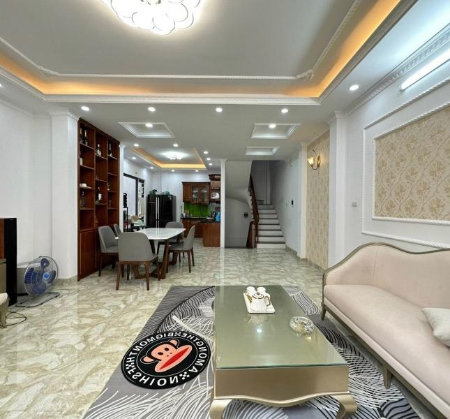 Bán nhà 5 tầng mới Nguyễn Văn Cừ,Long Biên 50m2,Mt5m,lô góc nhỉnh 6 tỷ