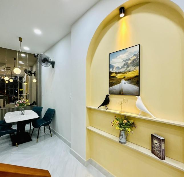 🌹NHÀ ĐẸP 4TẦNG BTCT- 55M2 NỞ HẬU, NỘI THẤT CAO CẤP,
HÀNG HIẾM-HÒA HƯNG-NHỈNH 8TỶ