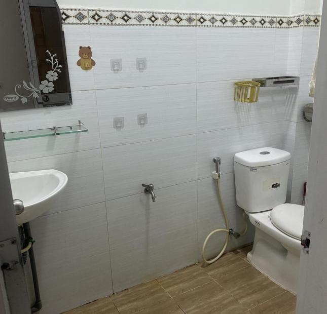 Cho Thuê Mặt Bằng Mặt Tiền Trung Tâm Lạc Long Quân, Phường 11, Quận Tân Bình