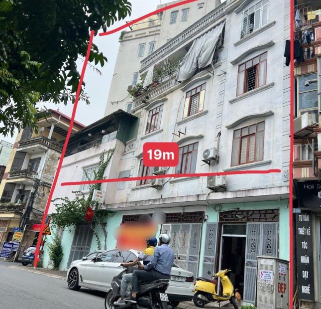 Bán nhà mặt phố đường Nguyễn Lân Thanh Xuân, mặt tiền cực khủng, lô góc, vị trí đắc địa. Giá tốt