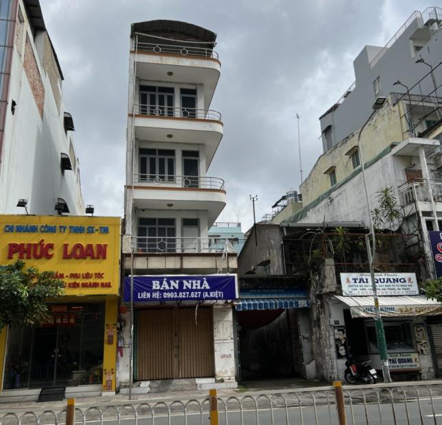 Bán nhà HXH 740 Sư Vạn Hạnh DT:8.2x18m giá 35 tỷ 3 lầu