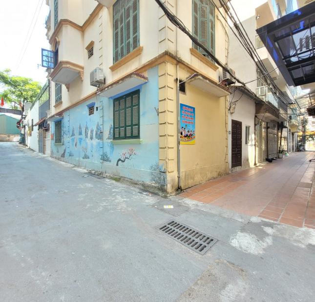 Bán nhà 20 Nguyễn Hoàng Tôn 40m x 6 tầng, mt: 3.6m

Giá chào: 8 tỷ thương lượng