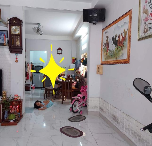 Chỉ một căn duy nhất, Nguyễn Văn Quá, P Đông Hưng Thuận quận 12, 65.52m2 giá chỉ 3.4 tỷ.
