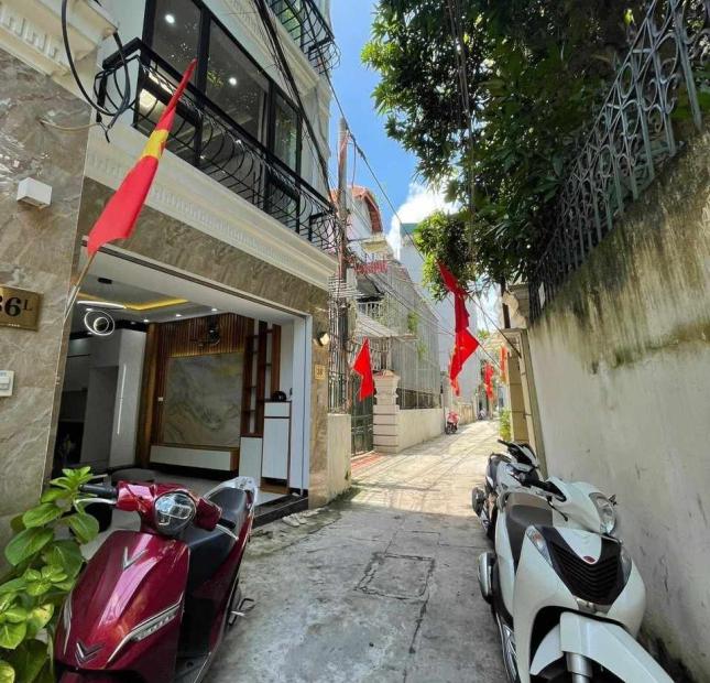 Bán Nhà Phố Hồng Tiến, Bồ Đề, 38m2, 5 Tầng, Lô Góc, Phân Lô, Ô Tô, Nhỉnh 5 Tỷ