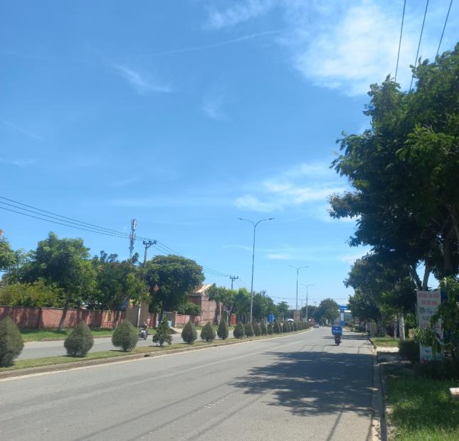 Tôi cần bán đất đường Nguyễn Văn Cừ - Liên Chiểu - Đà Nẵng.