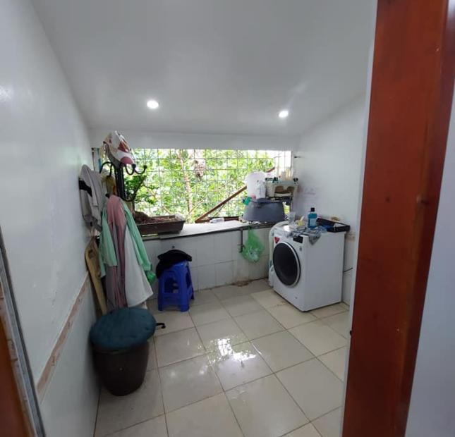 Bán nhà mặt đường Nguyễn Văn Hới - Cát Bi, 32m 2 tầng kinh doanh đẹp, GIÁ 1.65 tỉ