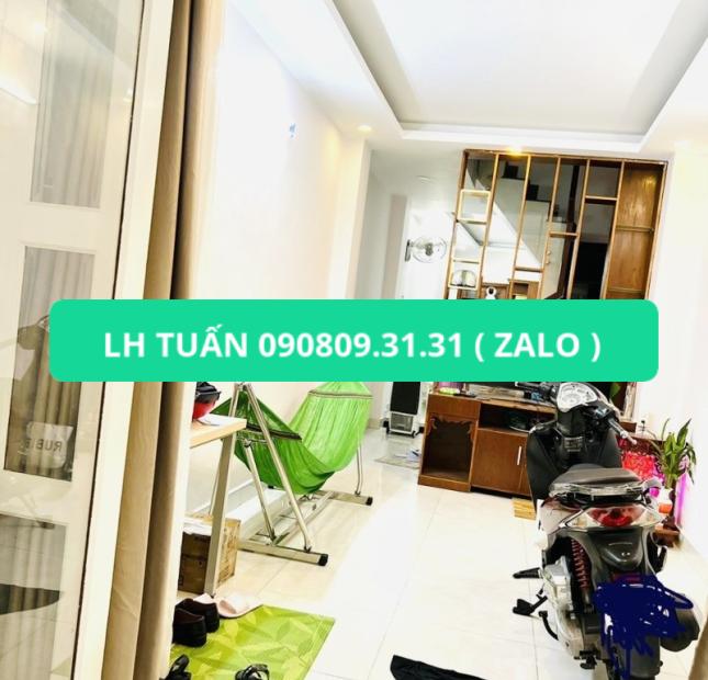 3131 - P2 Phú Nhuận Phan Đình Phùng 45M2 , 3 Tầng BTCT,  4PN Giá 6 tỷ 650 ( Còn trả giá )