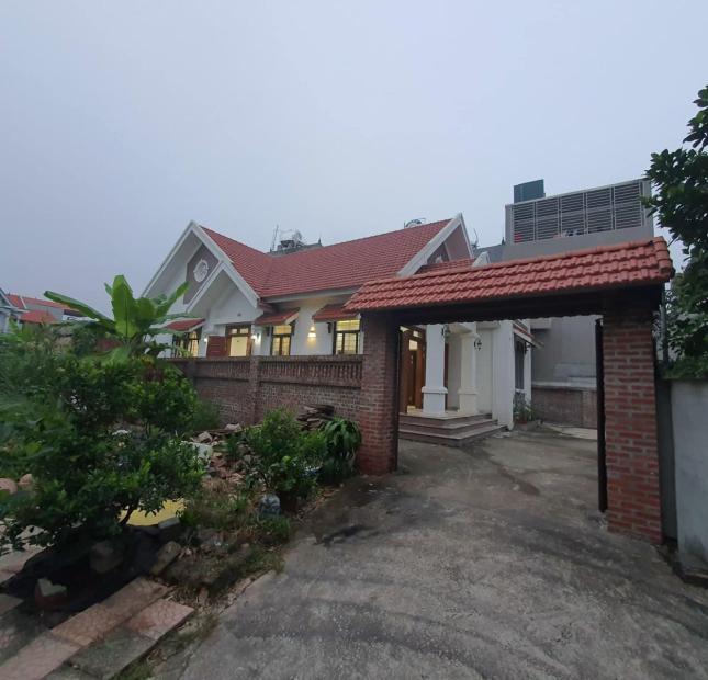  Bán nhà đẹp cấp 4 Định Trung, Vĩnh Yên. DT 333.8m2
