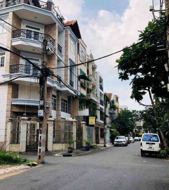 Gia Đình Tôi Cần Bán Khuôn Đât Xây biệt Thự 58/10  Ni Sư Huỳnh Liên, Phường 10, Quận Tân Bình
