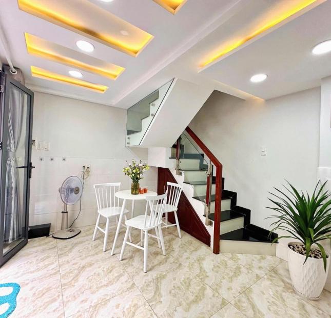 NHÀ ĐẸP LUNG LINH, HẺM 4M - DTSD 55M2 - HOÀNG HOA THÁM - PHÚ NHUẬN- NHỈNH 3TỶ