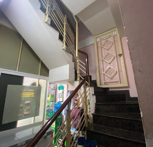 Bán Nhà Mặt Tiền Bà Hạt - Nguyễn Tri Phương Quận 10 - DTSD 96m2. 4 Tầng BTCT. Chỉ 13 Tỷ.