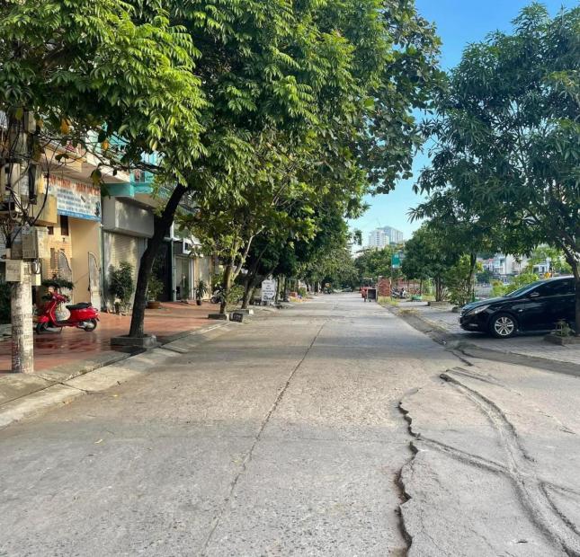 BÁN ĐẤT SÂN BÓNG CAO XANH,CẦU 1 VIEW MƯƠNG NƯỚC. DT:54.6M2,MT:4.2M !!!
