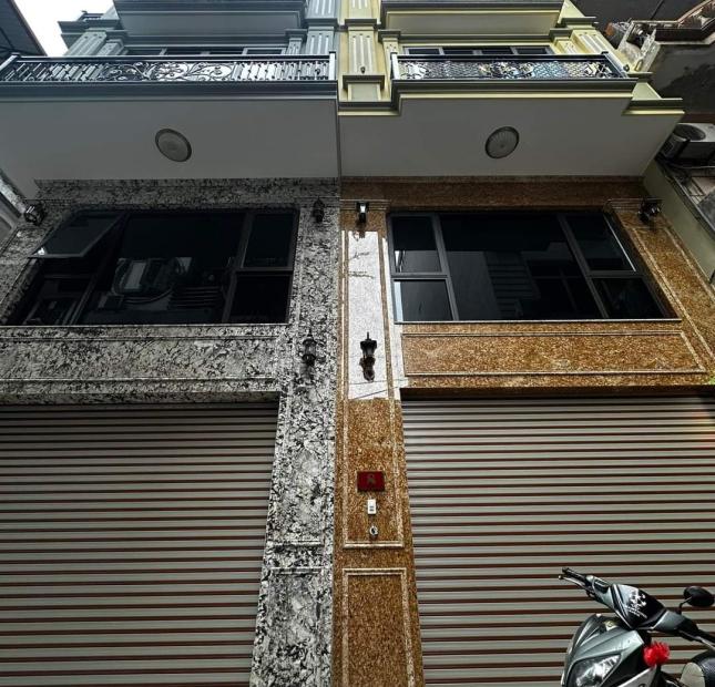 VIP ! NHÀ DOÃN KẾ THIỆN CẦU GIẤY PHÂN LÔ VỈ HÈ ÔTÔ TRÁNH >16TỶ 60M 8T.