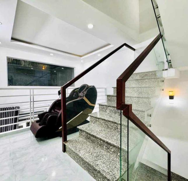 BánNhà mới100% NguyễnVănLượng P17 GòVấp DTSD120M 3tầng Giá4tỷ53 FullNT