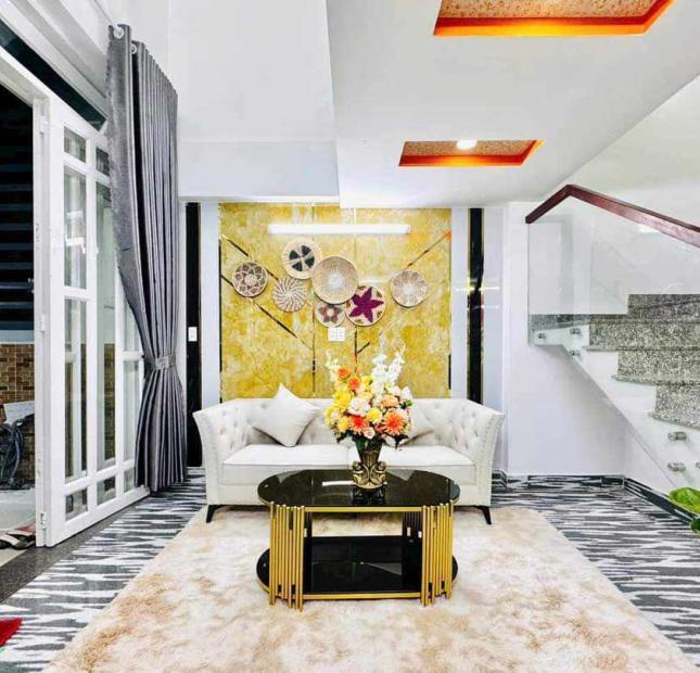 BánNhà mới100% NguyễnVănLượng P17 GòVấp DTSD120M 3tầng Giá4tỷ53 FullNT