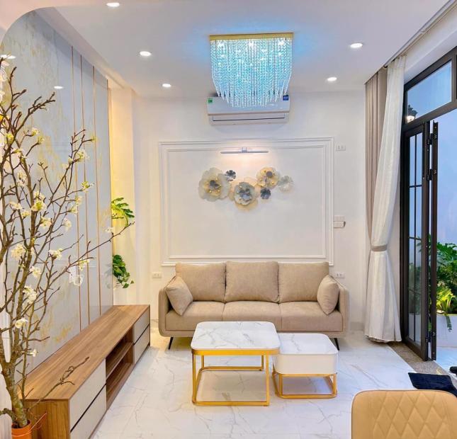 Bán nhà mặt ngõ Cự Lộc 51m x 4 tầng, mt: 6m
Giá chào: 5.28 tỷ thương lượng