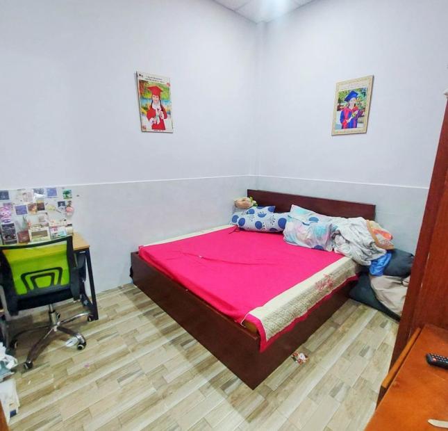 Giá tốt nhất Quận 10 - Căn nhà Tô Hiến Thành, Hẻm rộng, Giá 5 tỷ