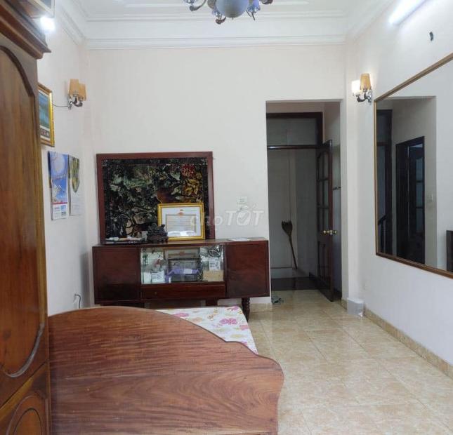 Bán nhà ngõ 38 Khúc Thừa Dụ, Cầu Giấy 43m2  4tầng đẹp phân lô ngõ nông thoáng