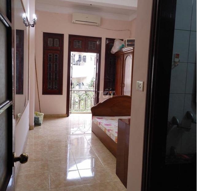 Bán nhà ngõ 38 Khúc Thừa Dụ, Cầu Giấy 43m2  4tầng đẹp phân lô ngõ nông thoáng
