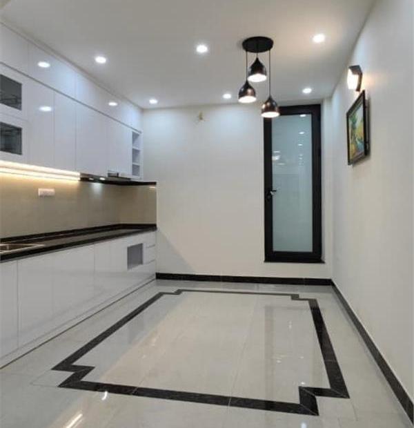 Huỳnh thúc Kháng , 255tr/m , 8 tầng , góc , 25  tỷ