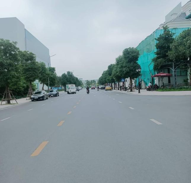 Bán gấp đất đường Kiêu Kỵ,Gia Lâm, Diện tích 43m2, mặt tiền 3.9m, giá 1.6 tỷ