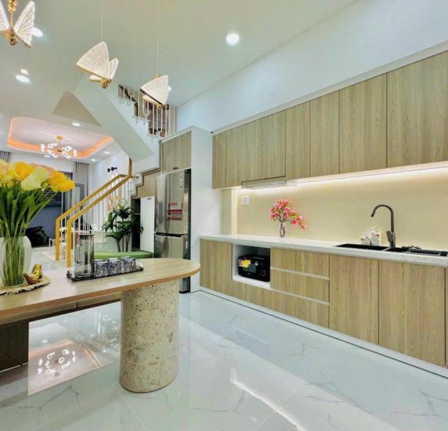 Bán nhà Đường số 18, Quang Trung Gò Vấp 3 tầng 3PN có phòng xong hơi nhà mới xây giá rẻ kinh doanh