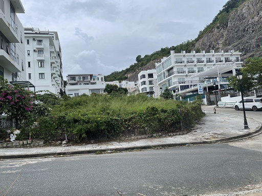 Chính chủ bán hay cho thuê miếng đất Lô 34 Khu C , khu biệt thự cao cấp Ocean View Nha Trang,
