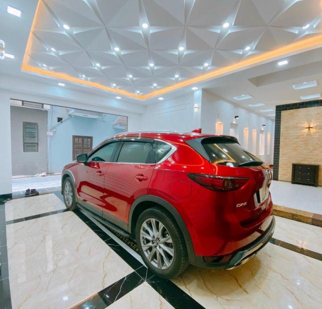 Nhà đẹp phố Nguyễn Văn Cừ, 71m2 x 6 tầng, lô góc, gara ôtô, thang máy, KD, nội thất Châu Âu