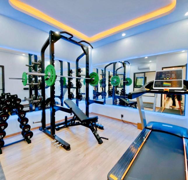 Nhà đẹp phố Nguyễn Văn Cừ, 71m2 x 6 tầng, lô góc, gara ôtô, thang máy, KD, nội thất Châu Âu