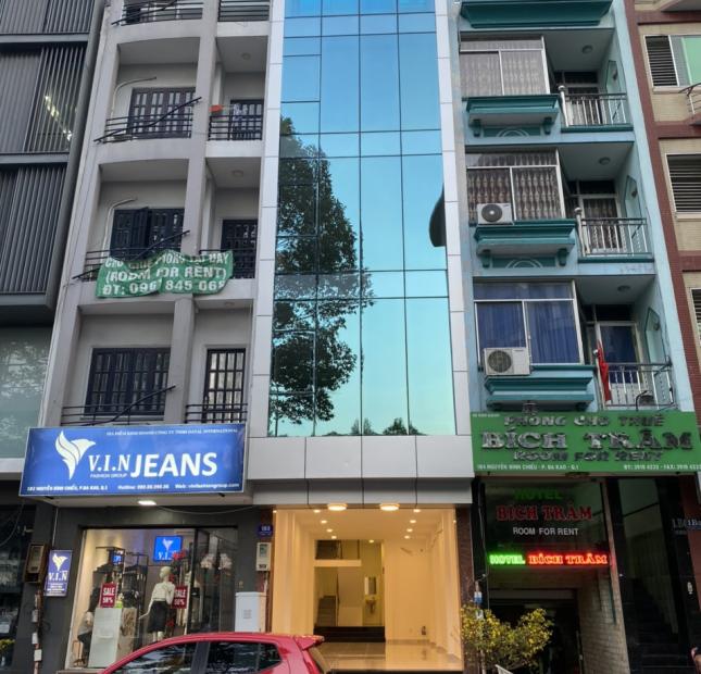 4mx18m - bán nhà 3 tầng mặt tiền Nhất Chi Mai, Phường 13, Tân Bình. Giá rẻ chỉ 11.8 tỷ