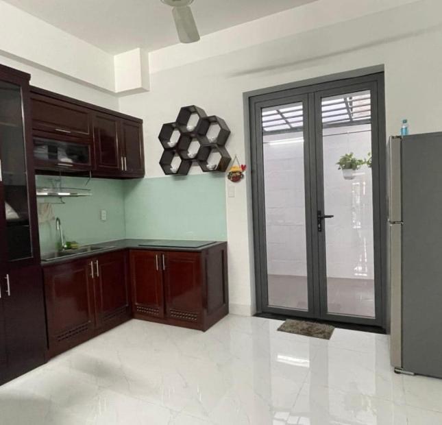 Bán nhà đẹp-HXH Nguyễn Thị Thập. Tân Phú q7.Dt 4m x 18m - 2 lầu - 4 pn - 5Wc