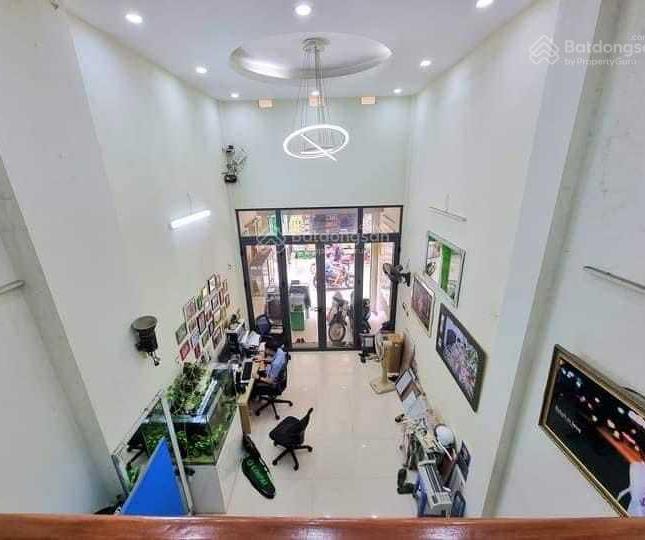 Bán nhà Tô Vĩnh Diện Nhà 4T cách phố 15m DT: 62M ô tô đỗ cửa