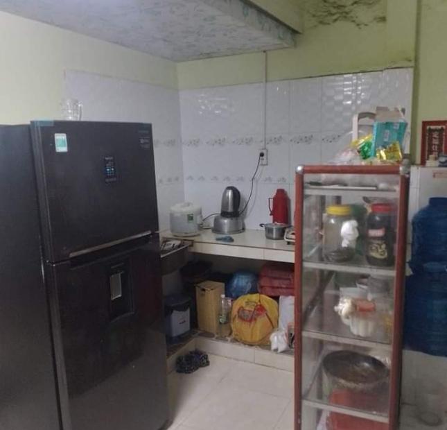 Cần bán gấp nhà rộng, giá rẻ + Nhà XƯỞNG , sx