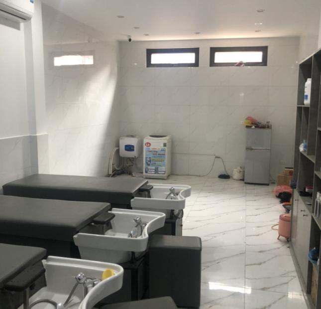 Tìm Người Thuê Toàn Bộ Nhà kinh doanh mặt phố Quan Nhân, quận Thanh Xuân