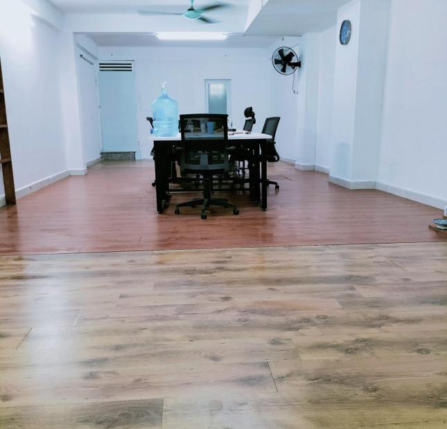 Cho thuê mặt bằng tầng 1 rộng 70m, làm văn phòng, làm kho hoặc kinh doanh, khu vực Cầu Diễn