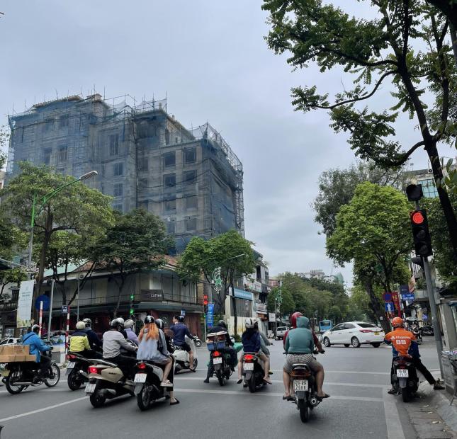 Bán nhà mặt phố phố Huế, KINH DOANH ĐỈNH, XÂY TÒA VĂN PHÒNG / KHÁCH SẠN, 200m2, 105 tỷ