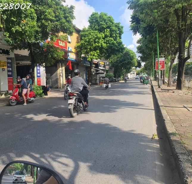 Cần sang nhượng mặt bằng kinh doanh tại số 8C, đường Nguyễn Lân, phường Phương Liệt, quận Thanh